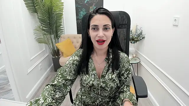 Snapshot of AllaYerty chatting on November 2025 02:13:01 PM AllaYerty online show from November 2025 02:13:01 PM