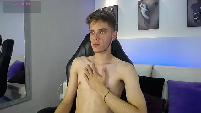 Snapshot of Robbin_Blaze chatting on December 2025 05:05:01 AM Robbin Blaze online show from December 2025 05:05:01 AM