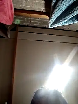 Snapshot of luuiss12 chatting on September 2025 05:29:01 AM luuiss12 online show from September 2025 05:29:01 AM