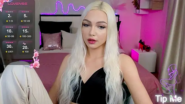 LinaLirian online show from September 2025 02:10:01 PM