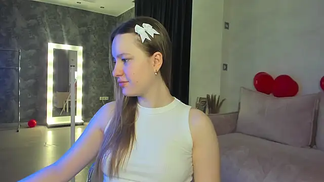 Candy Cansew online show from February 2026 01:09:01 AM