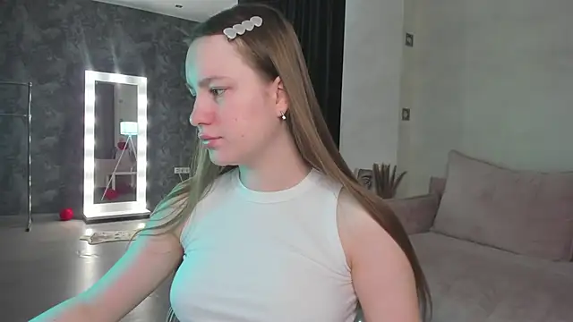 Candy Cansew online show from February 2026 01:09:02 AM