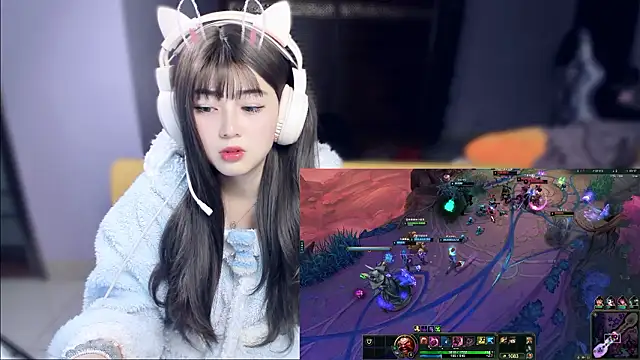 yuki3366 online show from March 2026 07:43:01 AM