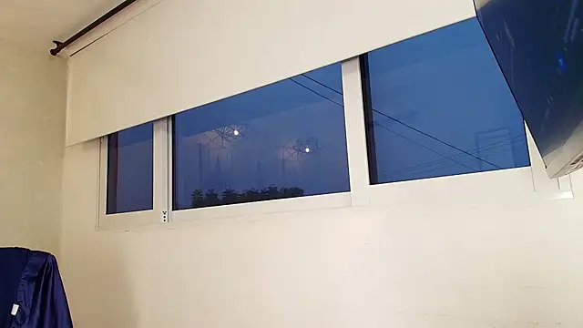 Snapshot of _Victoria_Collins chatting on November 2025 10:59:02 AM Victoria Collins online show from November 2025 10:59:02 AM