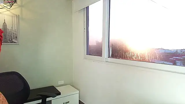 Snapshot of _Victoria_Collins chatting on November 2025 11:10:01 AM Victoria Collins online show from November 2025 11:10:01 AM