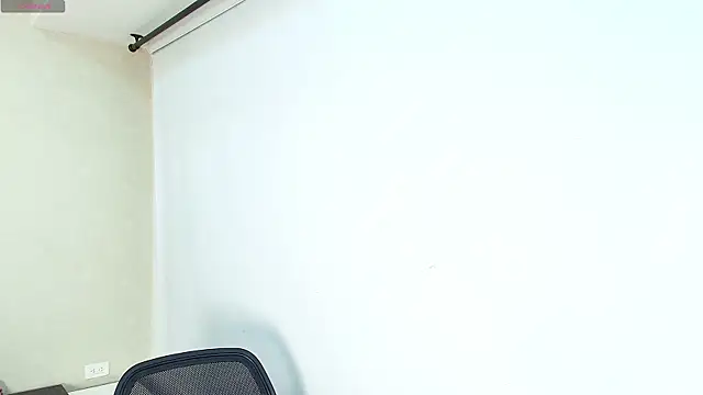 Snapshot of _Victoria_Collins chatting on November 2025 10:47:02 AM Victoria Collins online show from November 2025 10:47:02 AM