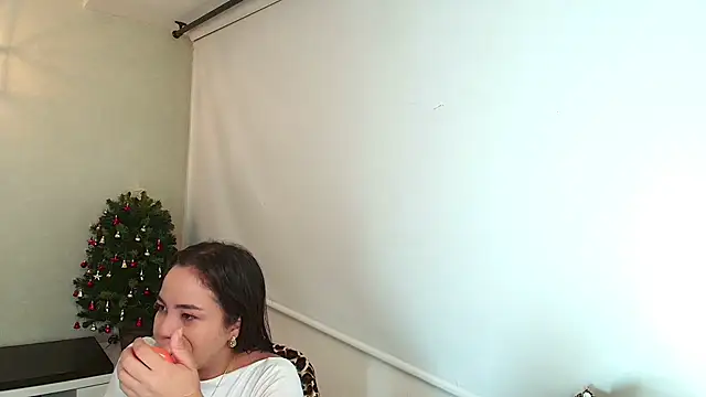 Snapshot of _Victoria_Collins chatting on November 2025 10:40:02 AM Victoria Collins online show from November 2025 10:40:02 AM