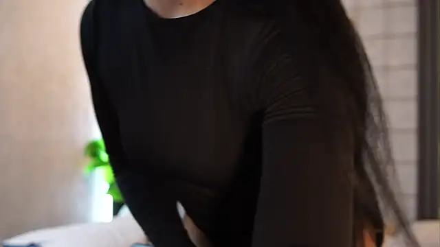 Susan wall online show from April 2026 01:16:02 PM