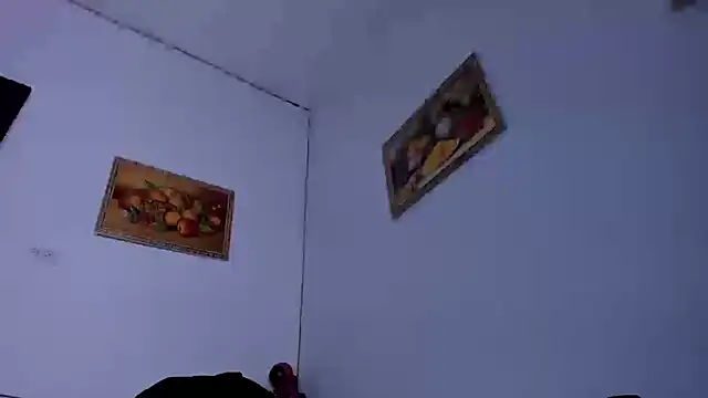 Victoriaa2 Doll online show from November 2025 02:49:02 PM