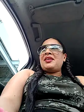 hotCOUPLEPETRA online show from April 2026 03:06:01 PM