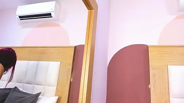 ZoeMorris online show from October 2025 11:39:01 AM