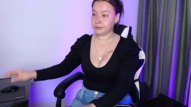 mariaana  222 online show from October 2025 04:19:02 AM