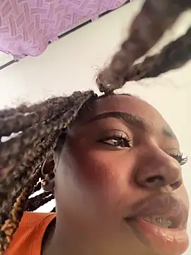 alissradiante1 online show from March 2026 03:25:02 AM