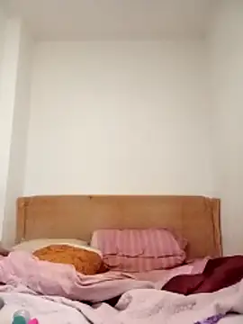 Snapshot of JessicaItalia chatting on December 2025 01:20:02 PM JessicaItalia online show from December 2025 01:20:02 PM