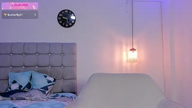 Santy Stump online show from September 2025 06:53:01 PM