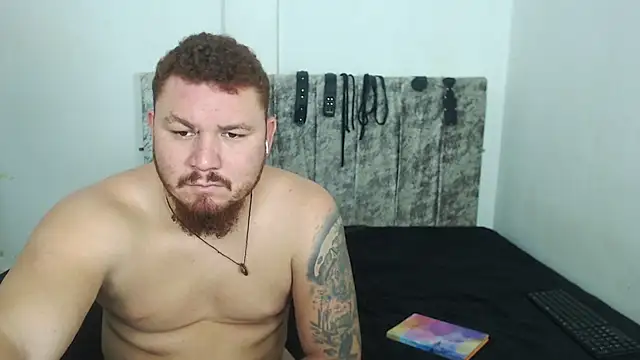 Snapshot of VelaAndEdwar chatting on November 2025 09:32:01 PM VelaAndEdwar online show from November 2025 09:32:01 PM