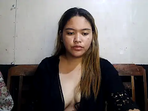 Pinaymiccah26 online show from March 2026 02:07:02 AM