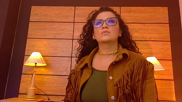 Dakota Rainbow22 online show from March 2026 06:24:02 PM