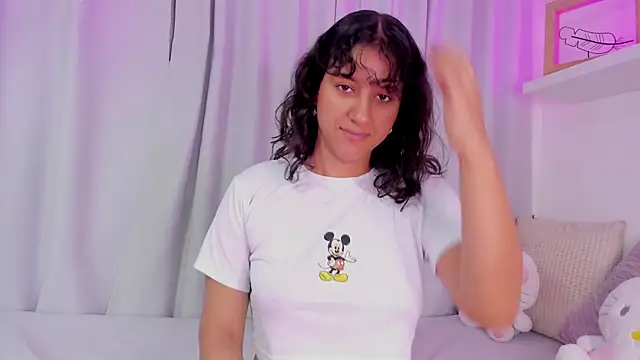 niia7 online show from March 2026 07:43:02 PM