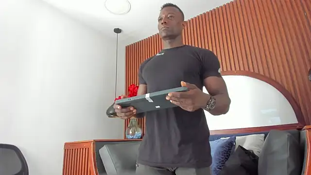 MarcusBlack  online show from December 2025 03:16:02 PM