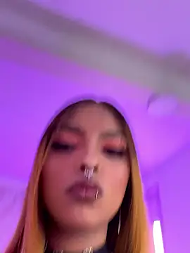 Snapshot of AnnahiBaker chatting on January 2026 10:12:02 PM AnnahiBaker online show from January 2026 10:12:02 PM