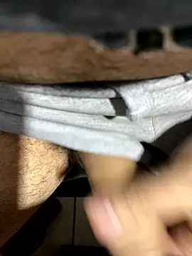 uto857 online show from October 2025 01:51:02 PM