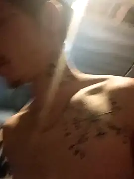 Snapshot of mastertrap chatting on December 2025 02:12:02 PM mastertrap online show from December 2025 02:12:02 PM