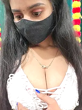 Aanya hotty online show from November 2025 04:29:01 PM