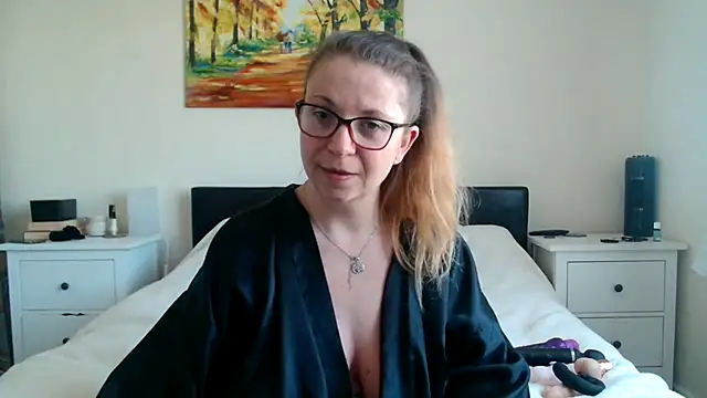 32h busty online show from April 2026 09:41:02 AM