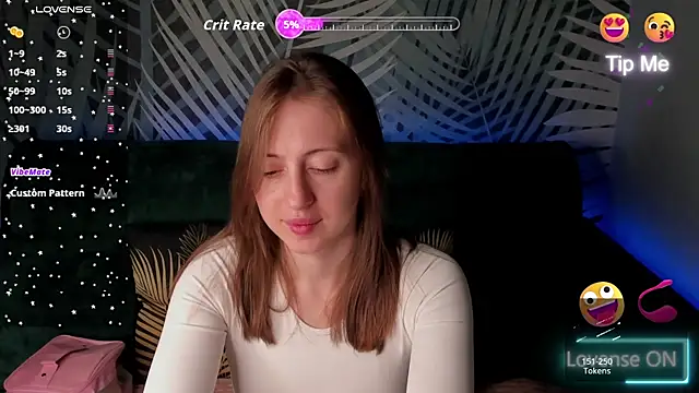 ChristyCrayme online show from April 2026 10:01:02 PM