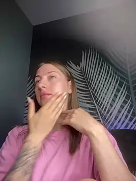 Snapshot of ChristyCrayme chatting on June 2026 10:16:02 PM ChristyCrayme online show from June 2026 10:16:02 PM