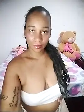 Snapshot of EbonyHorrny chatting on October 2025 12:38:02 PM EbonyHorrny online show from October 2025 12:38:02 PM