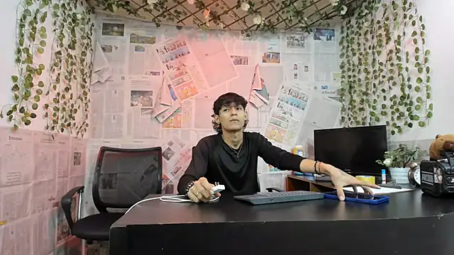 Bastian boyshot77 online show from June 2026 01:12:01 PM