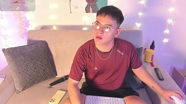 Young Ben online show from July 2026 11:09:02 PM