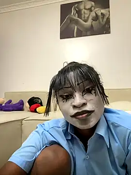 Snapshot of Lil-shawrie chatting on October 2025 10:31:01 PM Lil-shawrie online show from October 2025 10:31:01 PM