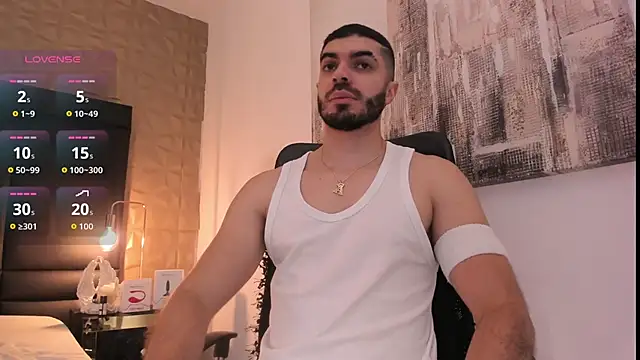 Snapshot of AxelThompson_ chatting on September 2025 11:45:02 AM AxelThompson online show from September 2025 11:45:02 AM