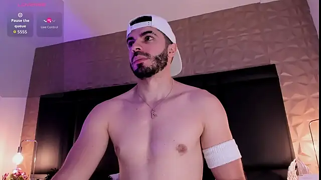 Snapshot of AxelThompson_ chatting on September 2025 11:26:02 AM AxelThompson online show from September 2025 11:26:02 AM