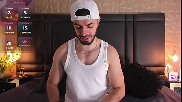 Snapshot of AxelThompson_ chatting on October 2025 11:21:02 AM AxelThompson online show from October 2025 11:21:02 AM