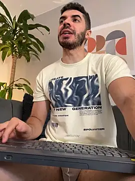 Snapshot of AxelThompson_ chatting on November 2025 12:08:02 PM AxelThompson online show from November 2025 12:08:02 PM