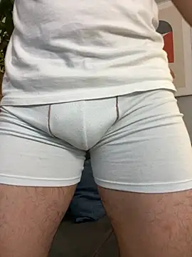 Snapshot of AxelThompson_ chatting on November 2025 11:47:02 AM AxelThompson online show from November 2025 11:47:02 AM