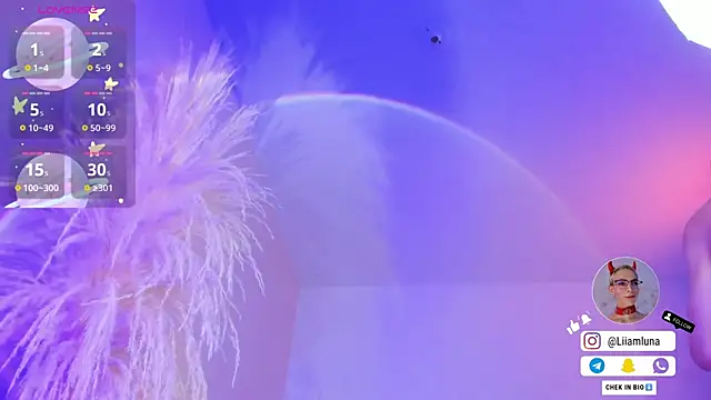 liiamluna  online show from October 2025 09:26:02 AM