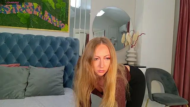 SiennaPierce online show from March 2026 12:11:01 PM