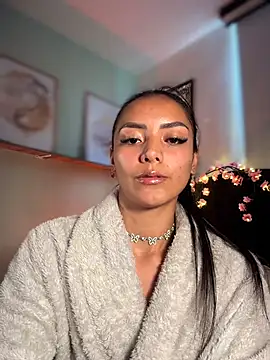 im-isabella online show from February 2026 09:19:01 PM