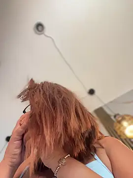 Snapshot of sara_calderon chatting on February 2026 01:33:02 PM sara calderon online show from February 2026 01:33:02 PM