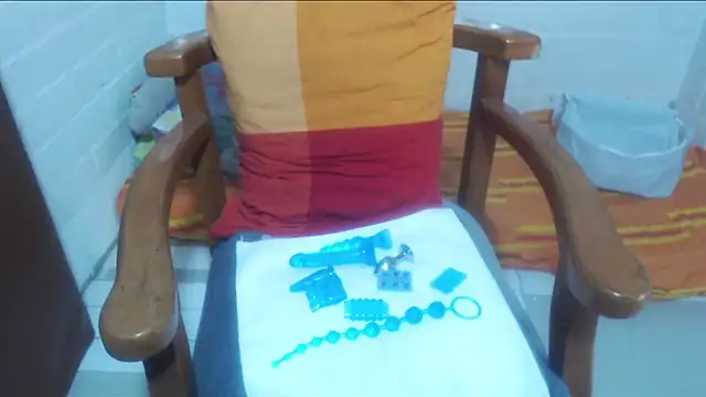 Snapshot of rose-crystal chatting on February 2026 09:19:01 PM rose-crystal online show from February 2026 09:19:01 PM