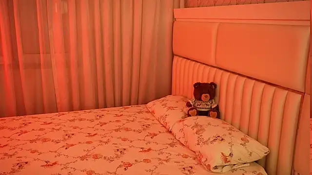 LiaGotti online show from April 2026 07:22:01 PM