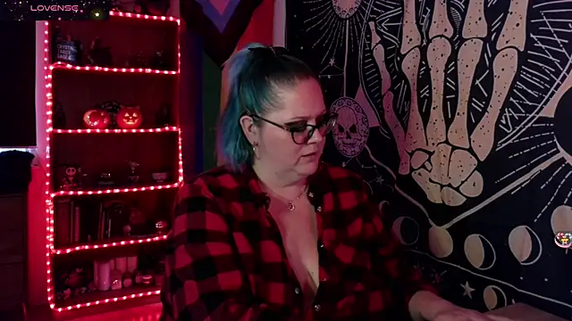 Snapshot of Kinky_Witch chatting on October 2025 05:52:01 PM Kinky Witch online show from October 2025 05:52:01 PM