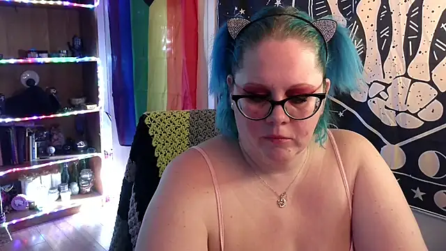 Snapshot of Kinky_Witch chatting on November 2025 05:13:02 PM Kinky Witch online show from November 2025 05:13:02 PM