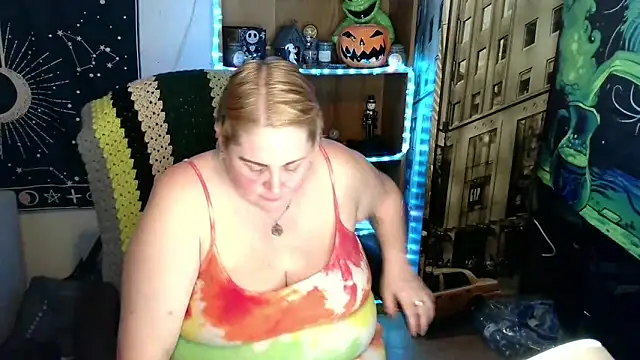 Snapshot of Kinky_Witch chatting on May 2026 04:55:02 PM Kinky Witch online show from May 2026 04:55:02 PM