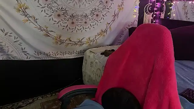 Snapshot of BossMomma0387 chatting on January 2026 11:31:01 PM BossMomma0387 online show from January 2026 11:31:01 PM